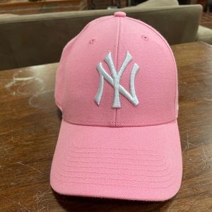 47 Brand kids NY Yankees hat pink and white